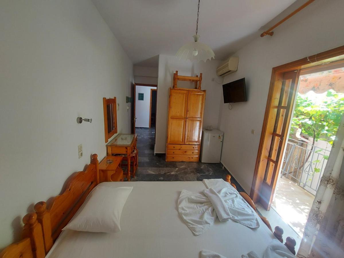 Galateia Hotel Парга Екстериор снимка